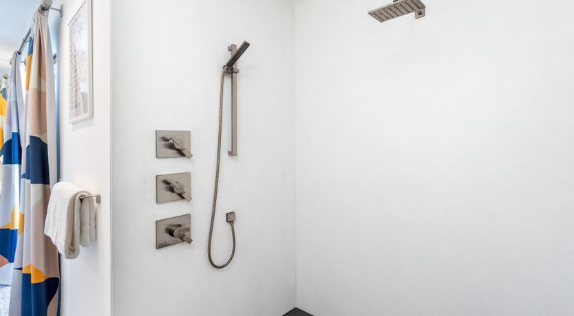 Photo of Sunshine Springs