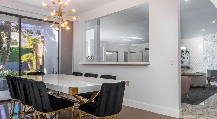 Photo of Balmy Palmy Bliss