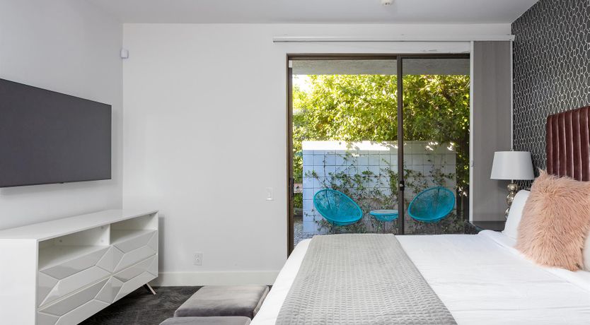 Photo of Balmy Palmy Bliss