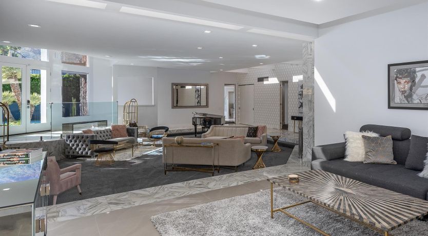 Photo of Balmy Palmy Bliss