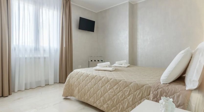 Photo of Coastal Glimmer