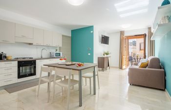 Oceanic Breeze Holiday Home