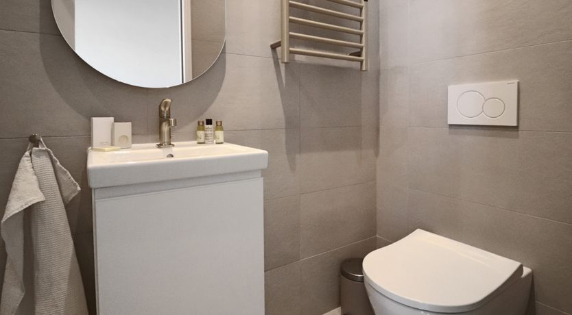 Photo of Golden Echoes