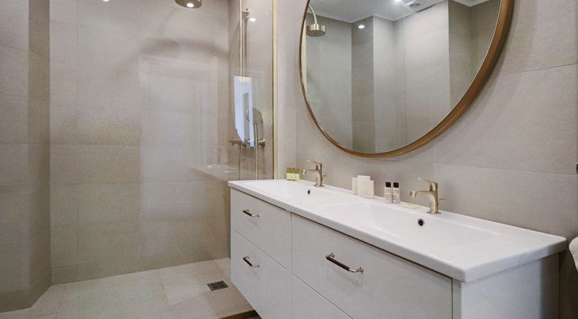 Photo of Golden Echoes