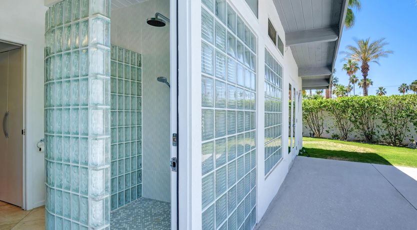 Photo of Yesteryear in the Palm