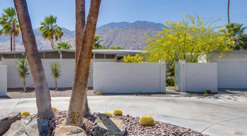 Photo of Yesteryear in the Palm