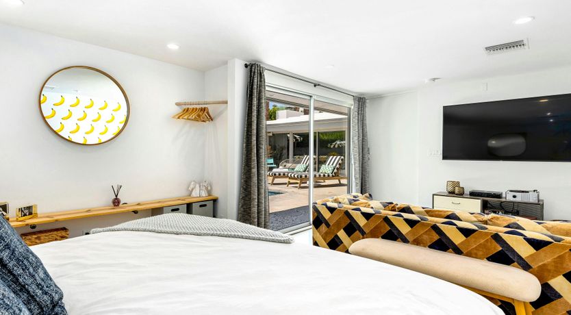 Photo of Tangerine Shine