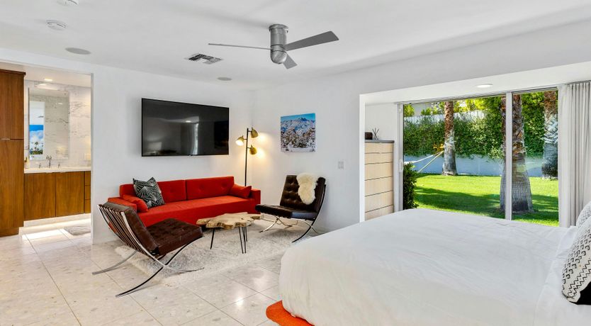 Photo of Tangerine Shine