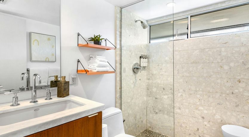 Photo of Tangerine Shine