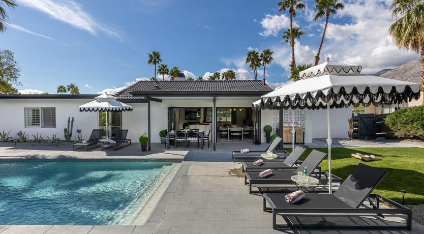 Photo of Palm Springs Paradise