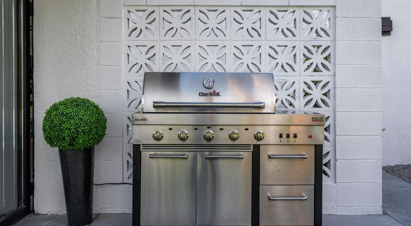 Photo of Palm Springs Paradise