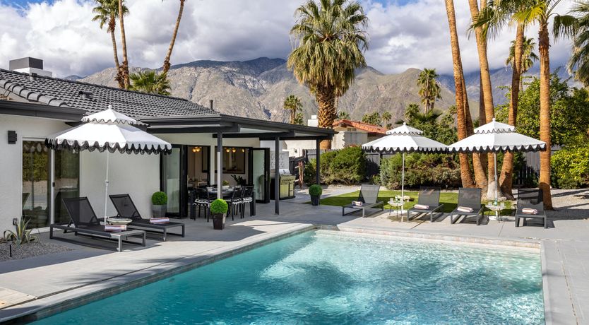 Photo of Palm Springs Paradise