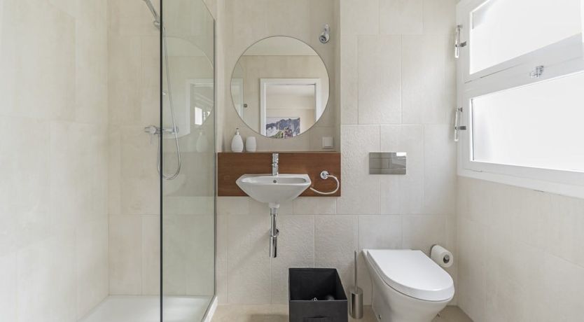 Photo of Madeira Modern