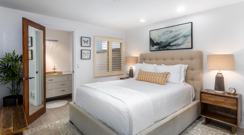 Photo of Cali Casablanca