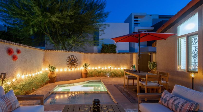 Photo of Cali Casablanca