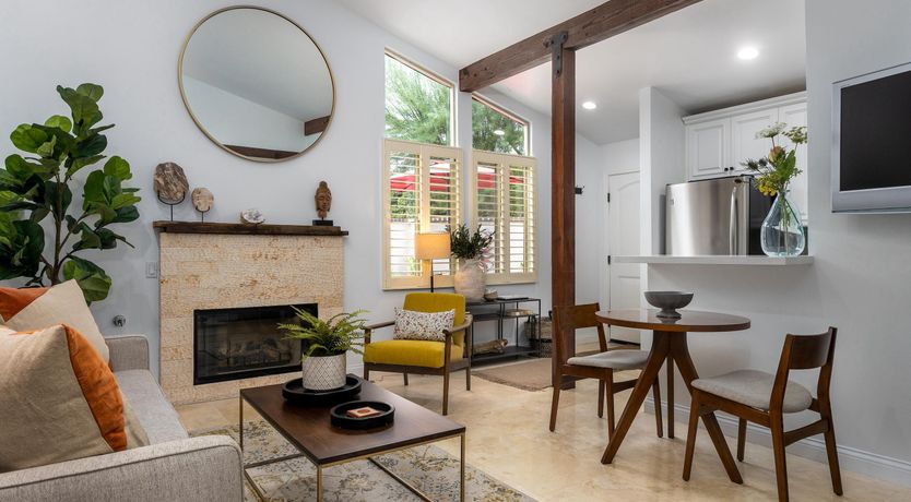 Photo of Cali Casablanca