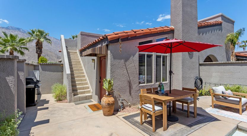 Photo of Cali Casablanca