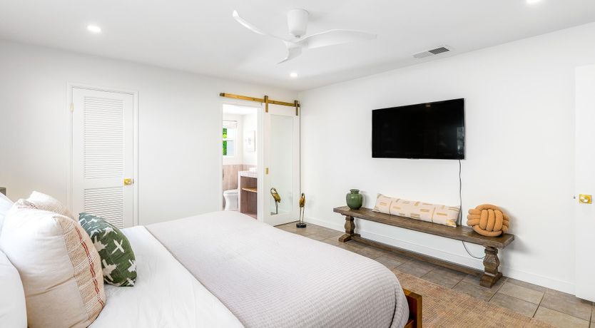 Photo of Tropical Whisper