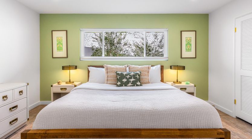 Photo of Tropical Whisper