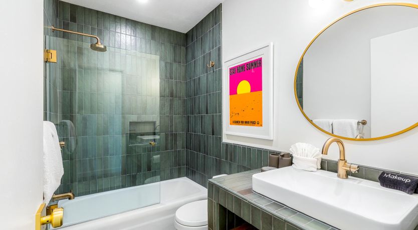 Photo of Tropical Whisper