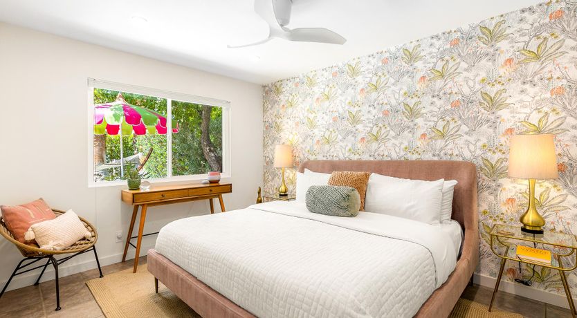 Photo of Tropical Whisper