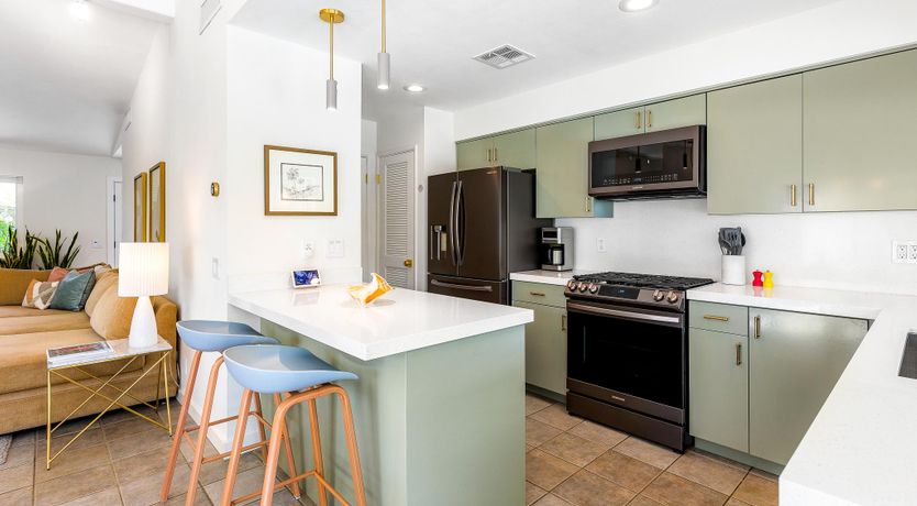 Photo of Tropical Whisper