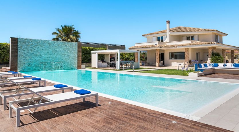 Photo of The Bayside Beauty