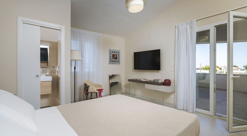 Photo of The Bayside Beauty