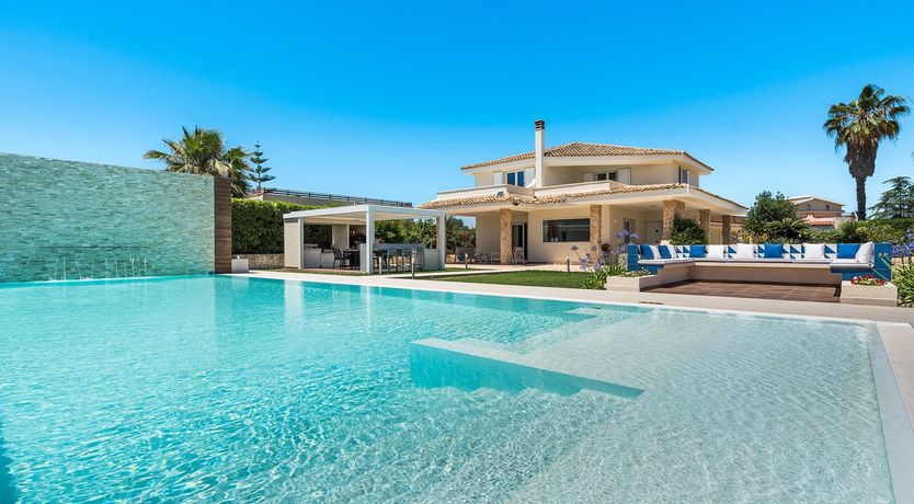 Photo of The Bayside Beauty