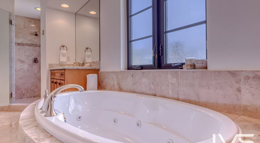 Photo of Coral White