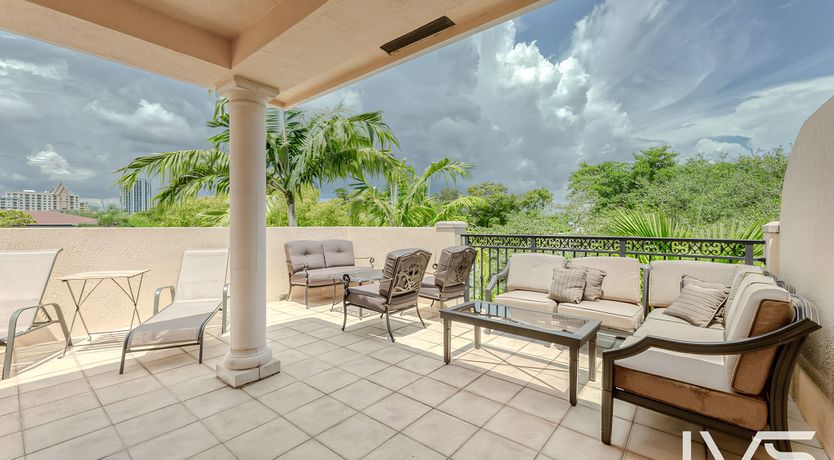 Photo of Coral White