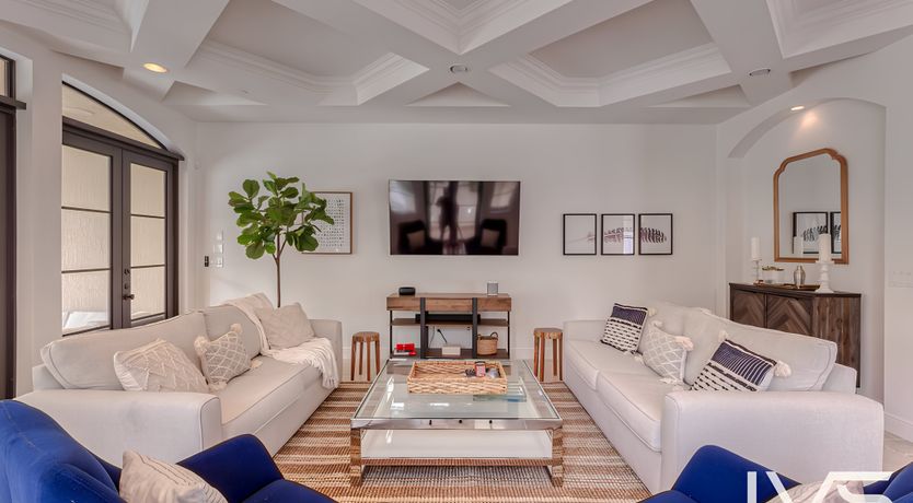 Photo of Coral White