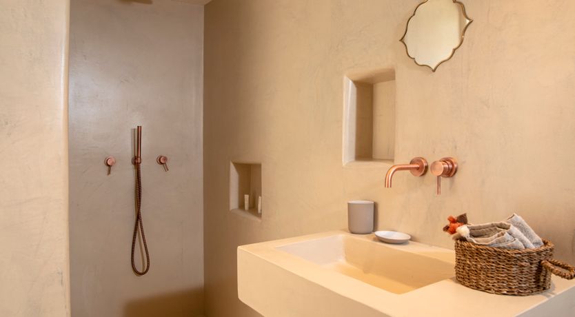 Photo of Ivory Wonder