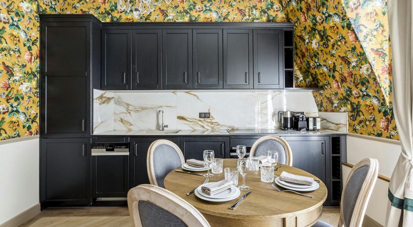 Photo of Bright Avenue