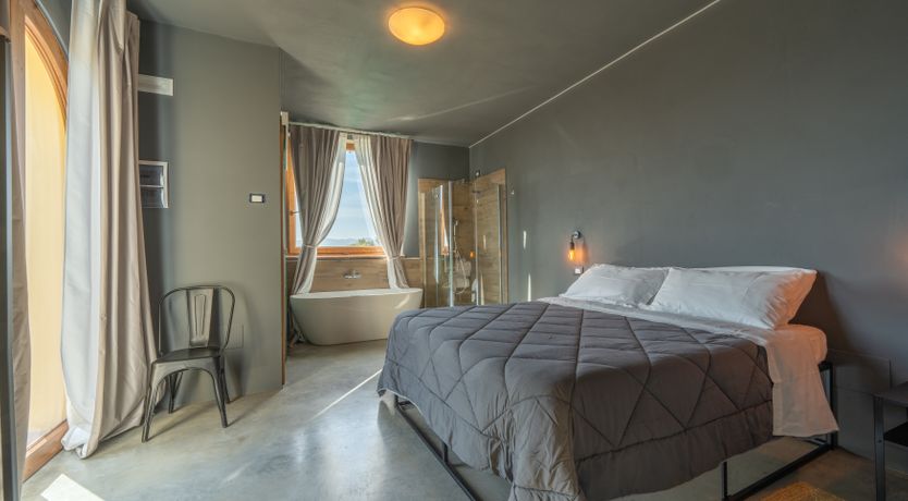 Photo of Verdant Horizon