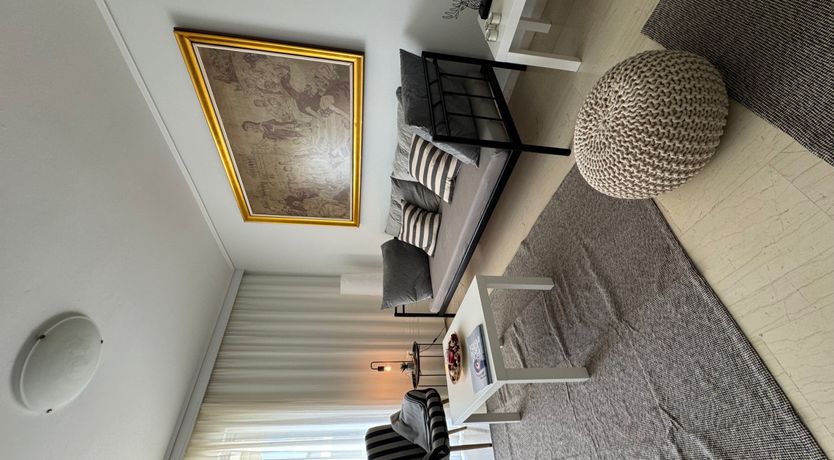 Photo of WINDSOR PLACE APARTMENT