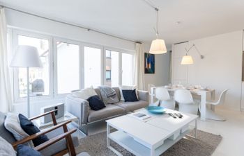 Blanc Rivage with garage Apartment 2 Holiday Home