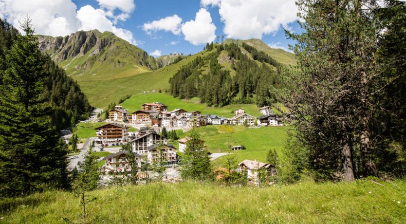 Photo of Atlantis Apartments