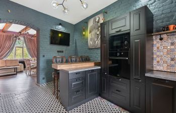 Carlsbad Suites Apartment 3 Holiday Home