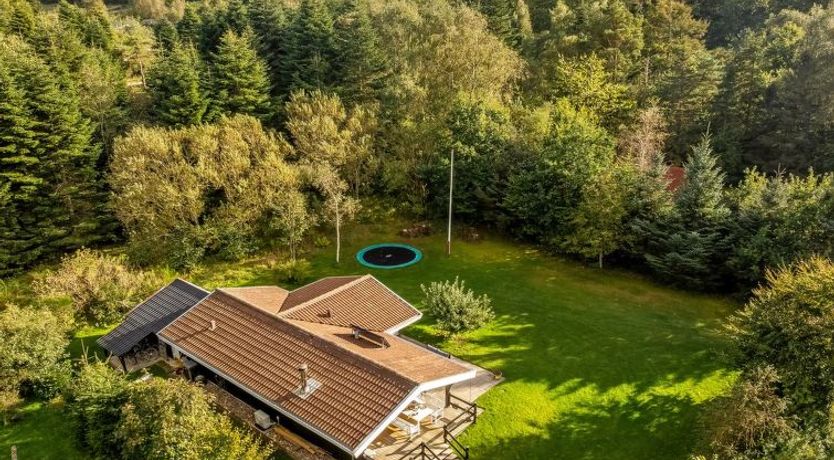 Photo of "Inola" - 3.5km from the sea