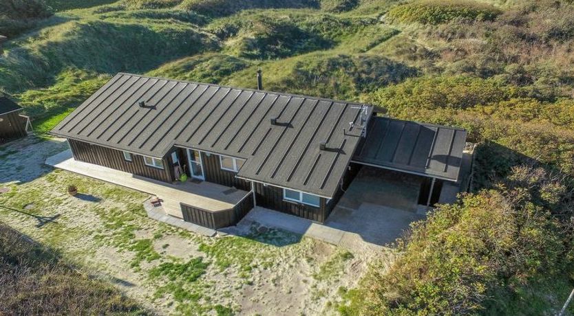 Photo of "Ejnarine" - 300m from the sea