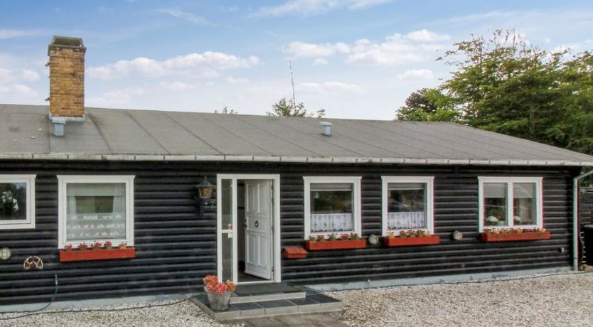 Photo of "Ellanor" - 1.4km from the sea