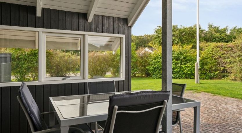 Photo of "Hannah" - 200m from the sea