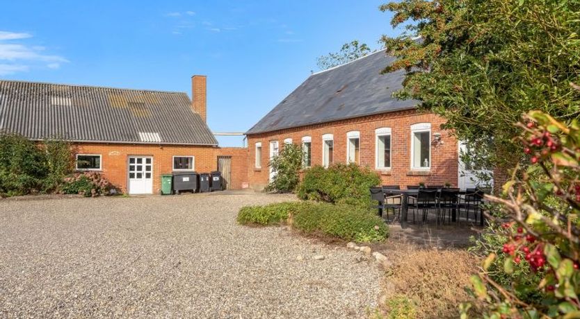 Photo of "Nette" - 2km to the fjord