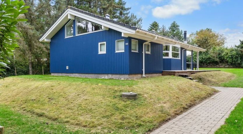 Photo of "Ellinor" - 190m from the sea