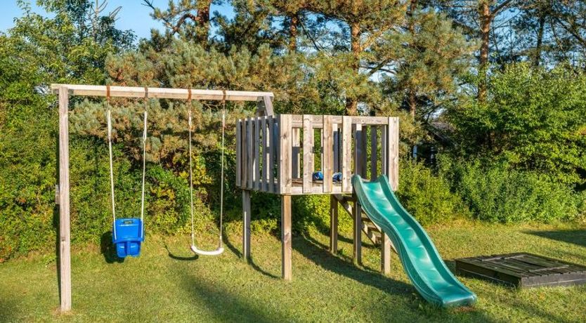 Photo of "Sjarlotte" - 400m to the fjord