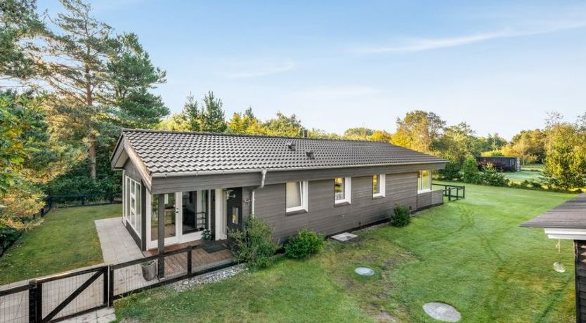 Photo of "Sjarlotte" - 400m to the fjord