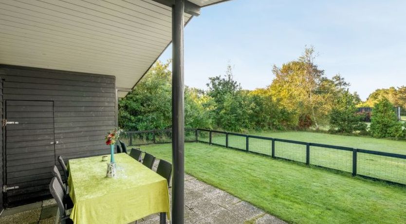 Photo of "Sjarlotte" - 400m to the fjord