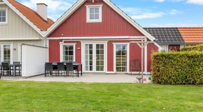 Photo of "Skarthi" - 300m from the sea