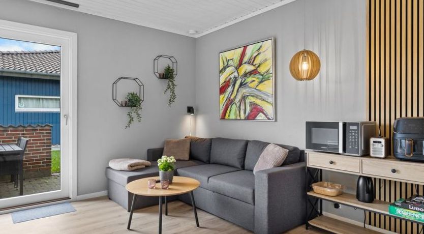 Photo of "Asfrid" - 80m from the sea